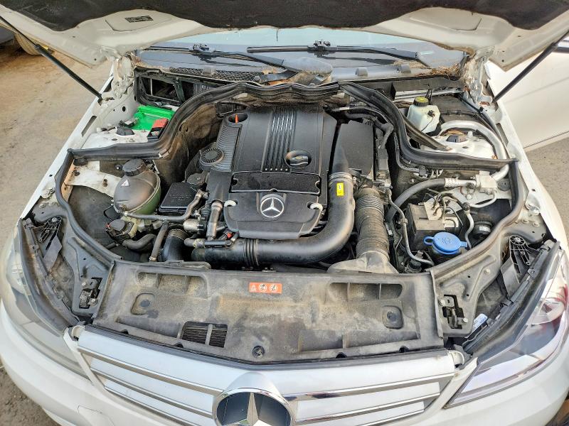 61550396 :رقم المزاد ، WDDGF4HB8DR271566 vin ، 2013 Mercedes-benz C مزاد بيع