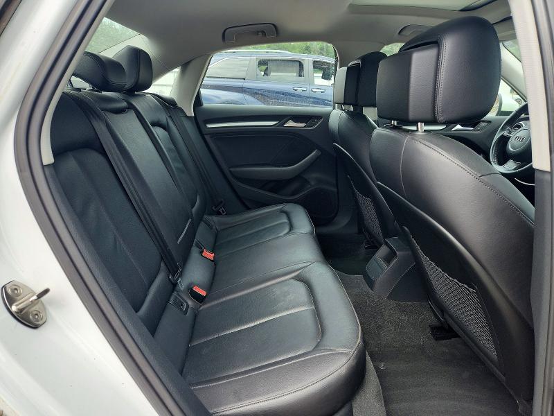 Продажа на аукционе авто 2015 Audi A3, vin: WAUBFGFF5F1003293, номер лота: 61490496