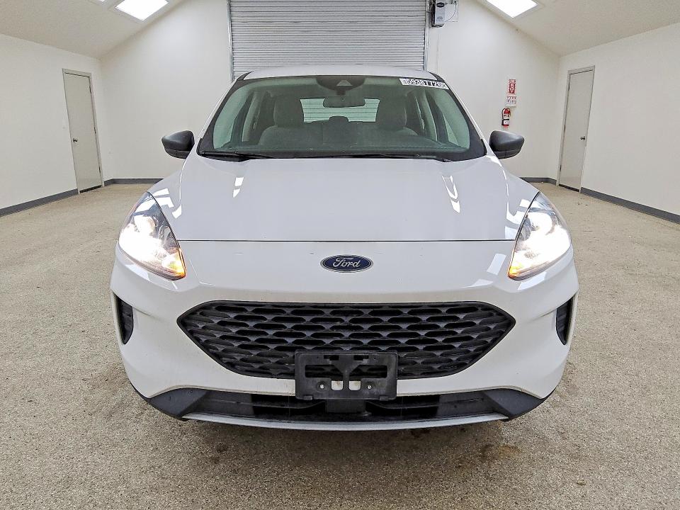 59387726 :رقم المزاد ، 1FMCU9F65NUA60188 vin ، 2022 Ford Escape مزاد بيع
