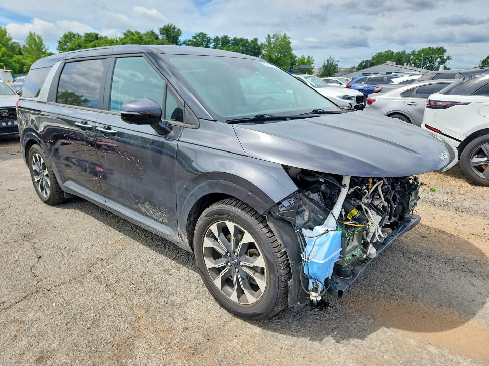 59781626 :رقم المزاد ، KNDNC5H35N6093398 vin ، 2022 Kia Carnival مزاد بيع