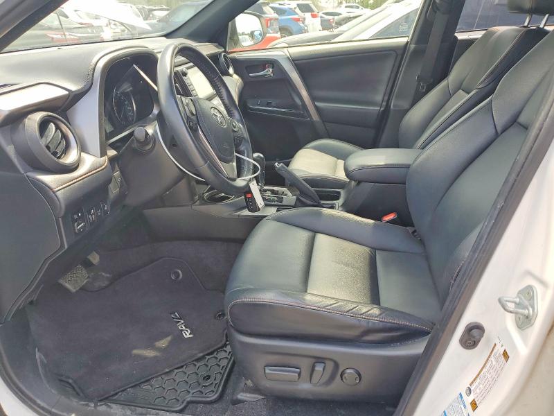 58930446 :رقم المزاد ، JTMJJREV6JD158413 vin ، 2018 Toyota Rav4 Hv مزاد بيع