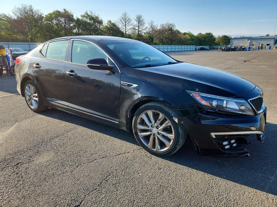 2015 Kia Optima მანქანა იყიდება აუქციონზე, vin: 5XXGR4A6XFG369731, აუქციონის ნომერი: 61987826