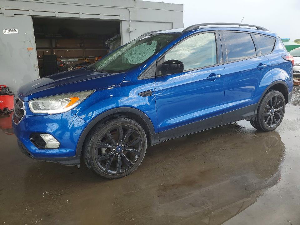 2019 Ford Escape მანქანა იყიდება აუქციონზე, vin: 1FMCU0GD9KUC45008, აუქციონის ნომერი: 63145096