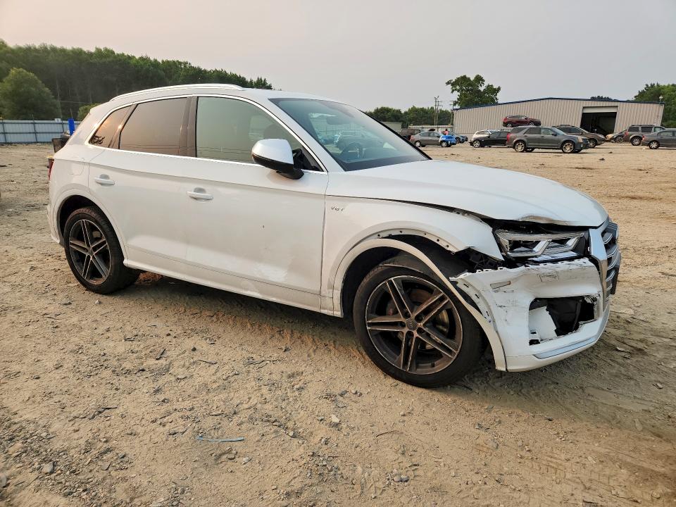 2018 Audi Sq5 მანქანა იყიდება აუქციონზე, vin: WA1A4AFY6J2028283, აუქციონის ნომერი: 60021636