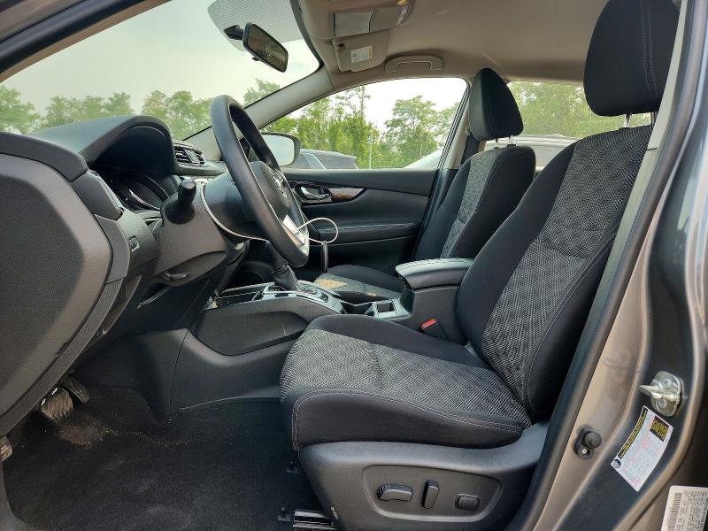 60898996 :رقم المزاد ، JN1BJ1CR1JW265761 vin ، 2018 Nissan Rogue Sport مزاد بيع