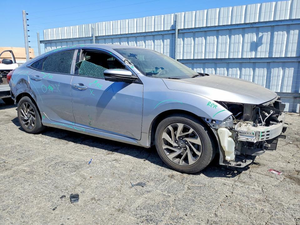Продаж на аукціоні авто 2017 Honda Civic, vin: 2HGFC2F74HH570674, номер лоту: 60059296