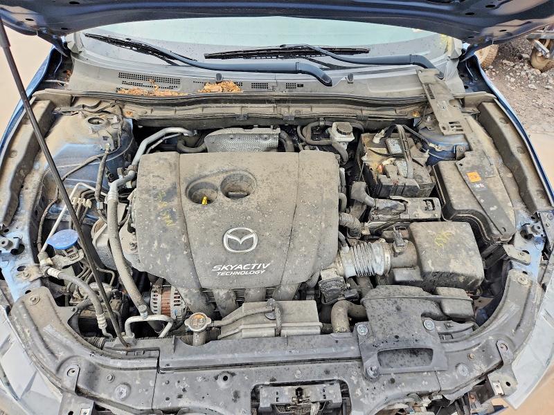 61750186 :رقم المزاد ، 3MZBN1V32JM193587 vin ، 2018 Mazda 3 مزاد بيع