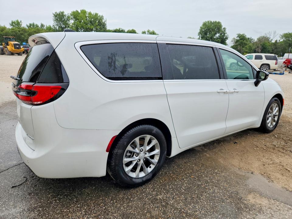 62600226 :رقم المزاد ، 2C4RC1GG3TR250219 vin ، 2026 Chrysler Pacifica مزاد بيع