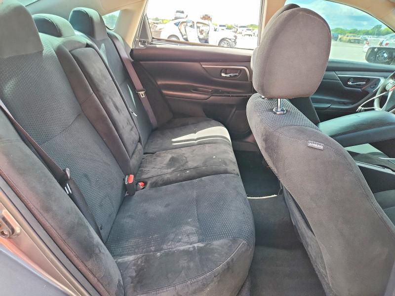 2015 Nissan Altima მანქანა იყიდება აუქციონზე, vin: 1N4AL3AP1FN919760, აუქციონის ნომერი: 58749636