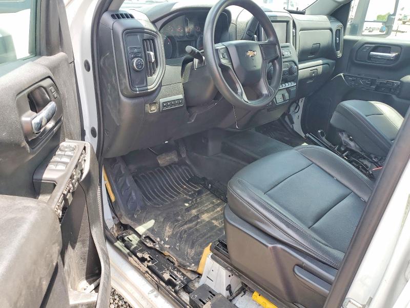 61953766 :رقم المزاد ، 1GB4WREY3MF285352 vin ، 2021 Chevrolet Silverado مزاد بيع