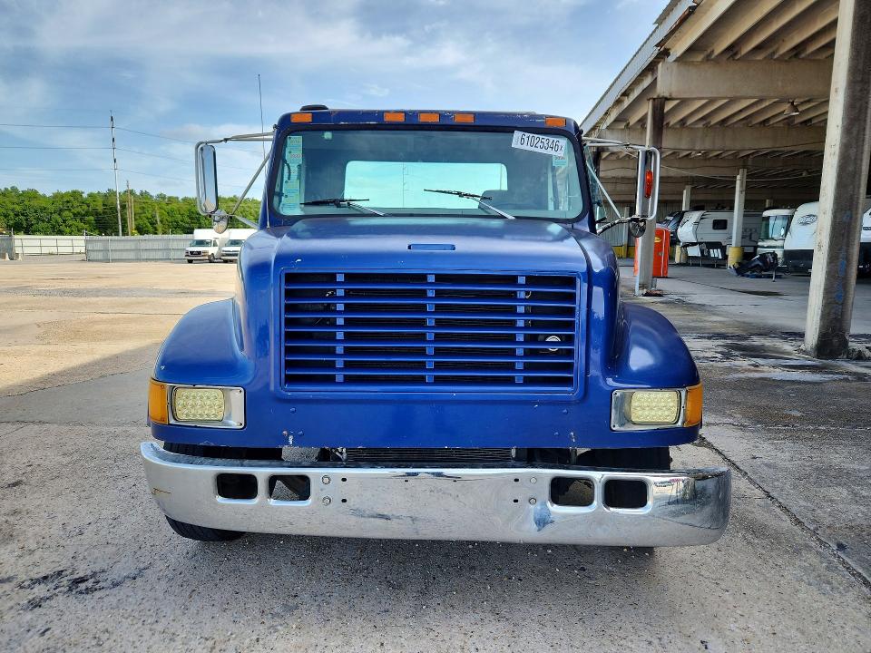 61025346 :رقم المزاد ، 1HTSCABM0WH549832 vin ، 1998 International 4000 مزاد بيع