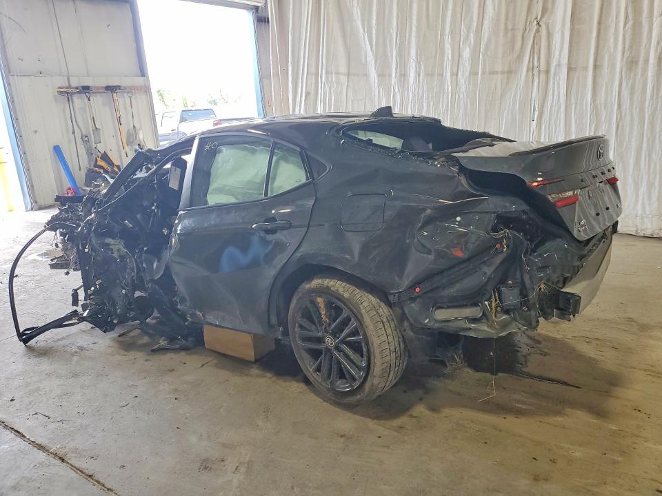 62128606 :رقم المزاد ، 4T1DBADK2SU013661 vin ، 2025 Toyota Camry مزاد بيع