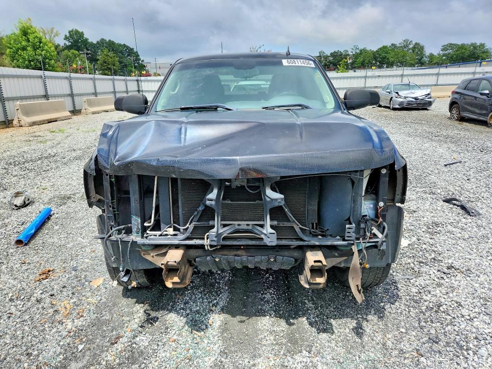60811456 :رقم المزاد ، 1GCRCSE03BZ227863 vin ، 2011 Chevrolet Silverado مزاد بيع
