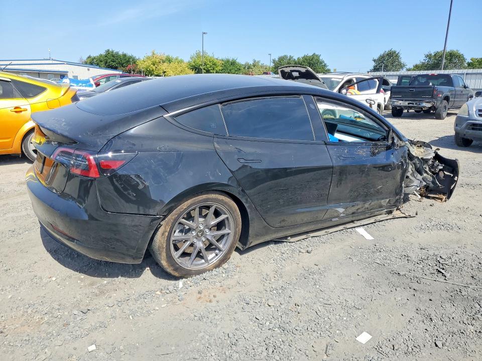 59840796 :رقم المزاد ، 5YJ3E1EA8PF646324 vin ، 2023 Tesla Model 3 مزاد بيع