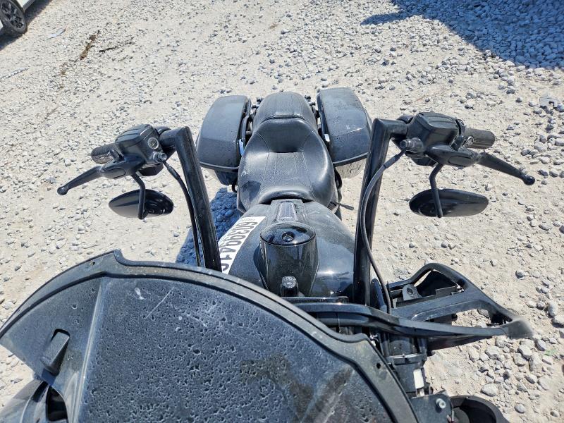 60399416 :رقم المزاد ، 1HD1KTP13KB608535 vin ، 2019 Harley-davidson Fltrxs مزاد بيع
