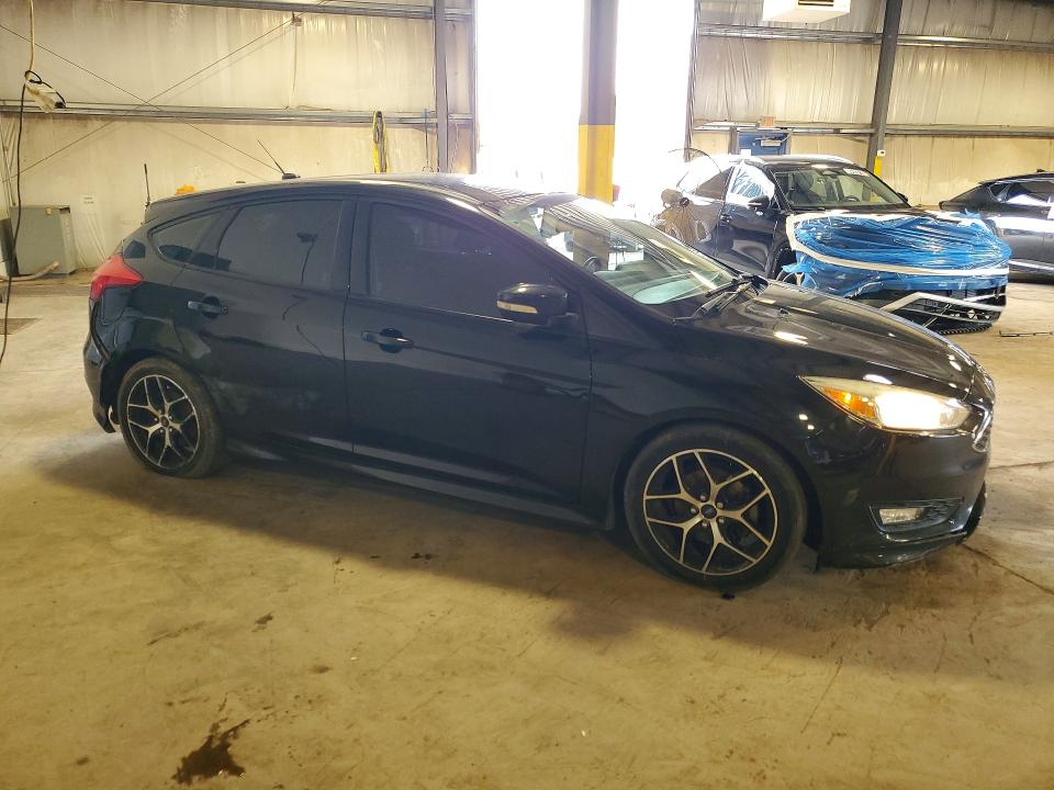59721026 :رقم المزاد ، 1FADP3K27FL215966 vin ، 2015 Ford Focus مزاد بيع
