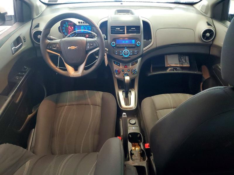 60963506 :رقم المزاد ، 1G1JC6SH4F4196116 vin ، 2015 Chevrolet Sonic مزاد بيع