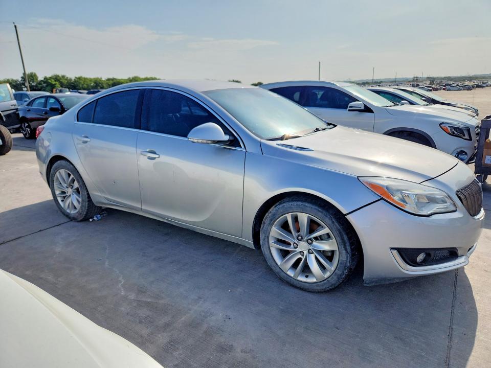 63220346 :رقم المزاد ، 2G4GK5EX3G9111276 vin ، 2016 Buick Regal مزاد بيع