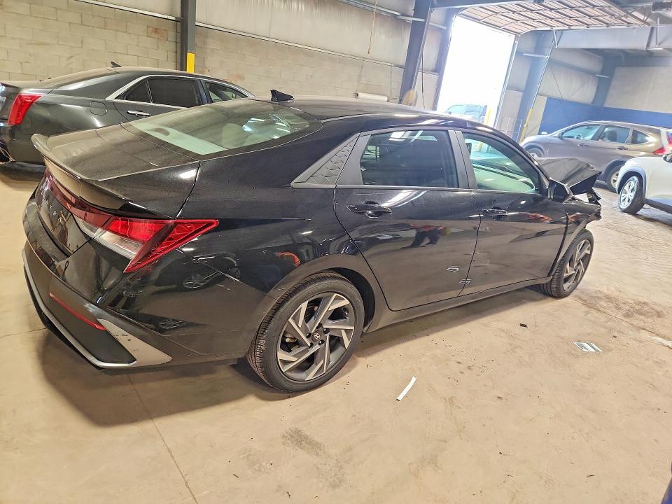 2025 Hyundai Elantra მანქანა იყიდება აუქციონზე, vin: KMHLM4DG4SU077932, აუქციონის ნომერი: 61086516