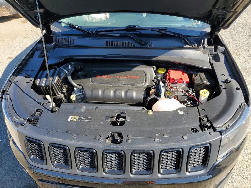 60503396 :رقم المزاد ، 3C4NJDBB2KT600758 vin ، 2019 Jeep Compass مزاد بيع