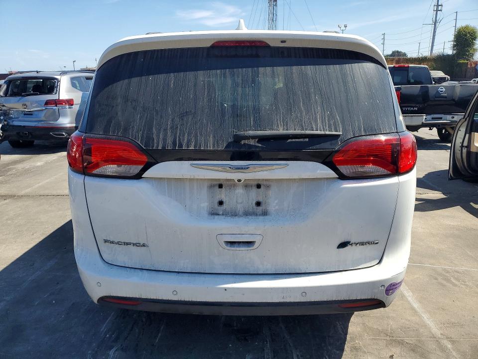 62353116 :رقم المزاد ، 2C4RC1N77JR358617 vin ، 2018 Chrysler Pacifica مزاد بيع