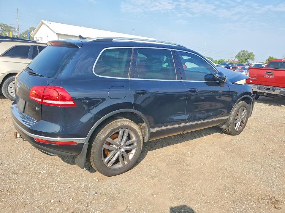 Продаж на аукціоні авто 2015 Volkswagen Touareg, vin: WVGEF9BP5FD004416, номер лоту: 62287626