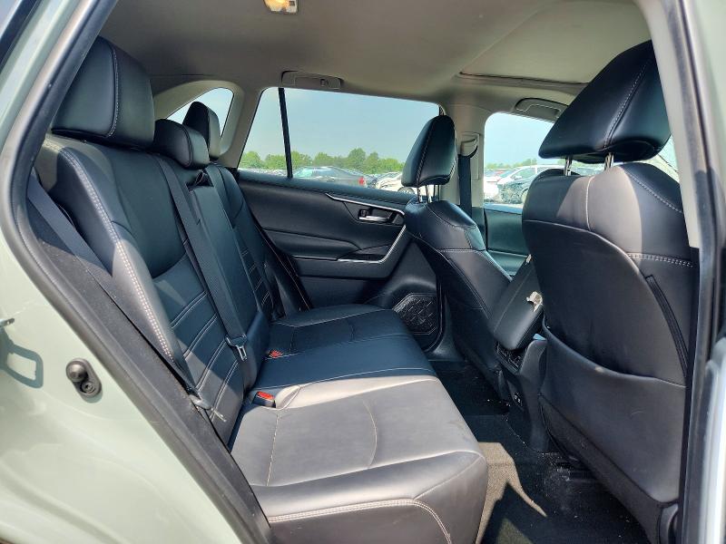 61744706 :رقم المزاد ، 2T3A1RFV2LW118236 vin ، 2020 Toyota Rav4 مزاد بيع
