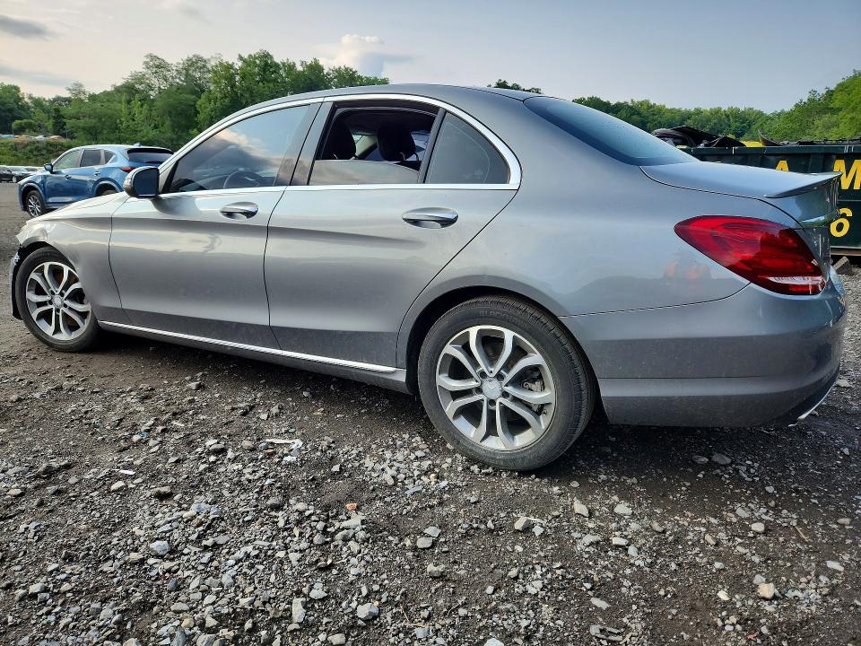 60695356 :رقم المزاد ، 55SWF4KB4GU127035 vin ، 2016 Mercedes-benz C مزاد بيع