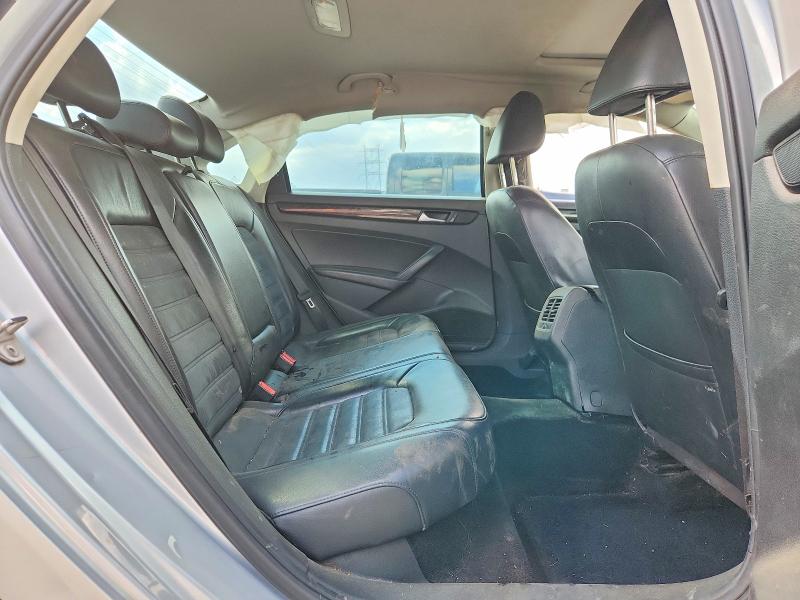2015 Volkswagen Passat მანქანა იყიდება აუქციონზე, vin: 1VWCV7A39FC061111, აუქციონის ნომერი: 61739416