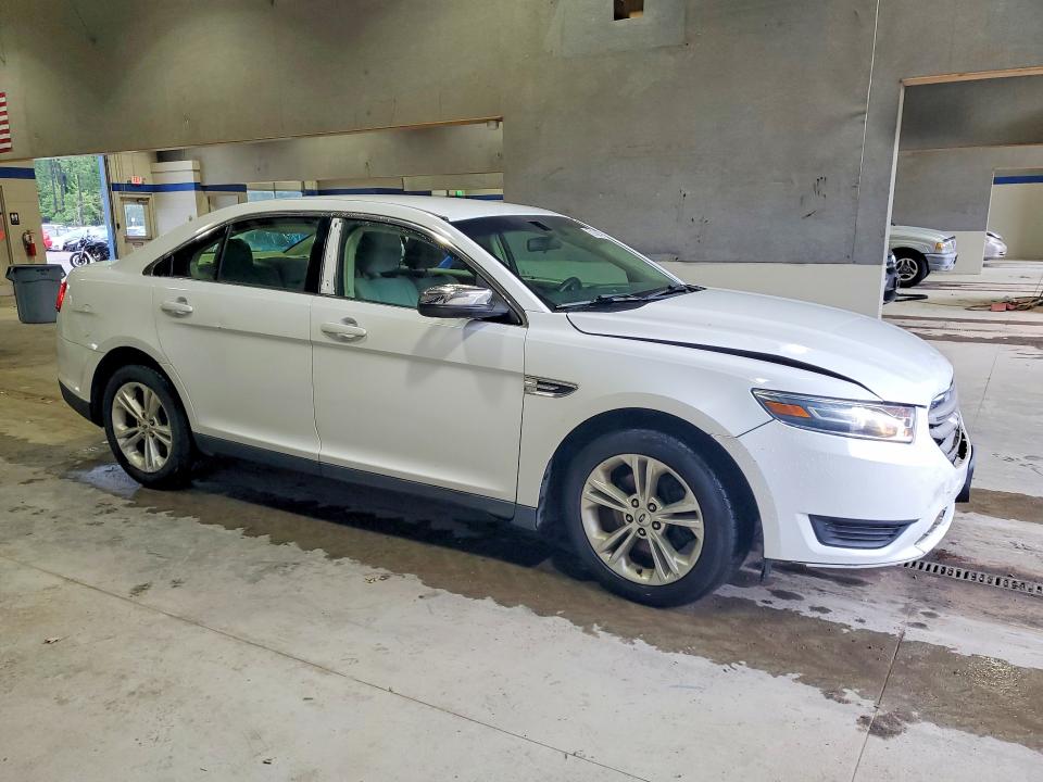 Продажа на аукционе авто 2016 Ford Taurus, vin: 1FAHP2D85GG157167, номер лота: 62124406