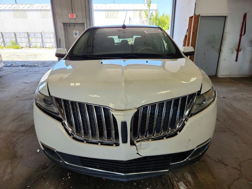 60564826 :رقم المزاد ، 2LMDJ6JK3CBL14035 vin ، 2012 Lincoln Mkx مزاد بيع