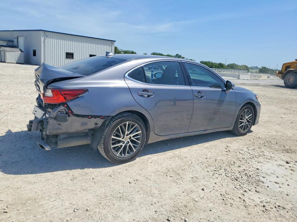 2016 Lexus Es მანქანა იყიდება აუქციონზე, vin: 58ABK1GG2GU013271, აუქციონის ნომერი: 61884856
