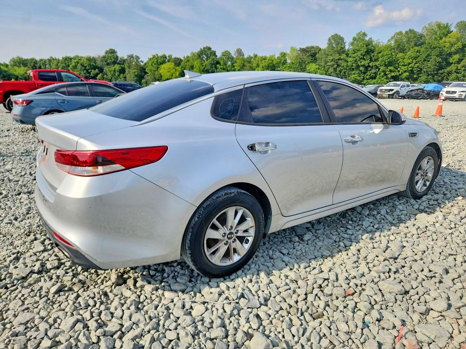 2016 Kia Optima მანქანა იყიდება აუქციონზე, vin: 5XXGT4L3XGG107147, აუქციონის ნომერი: 61664606