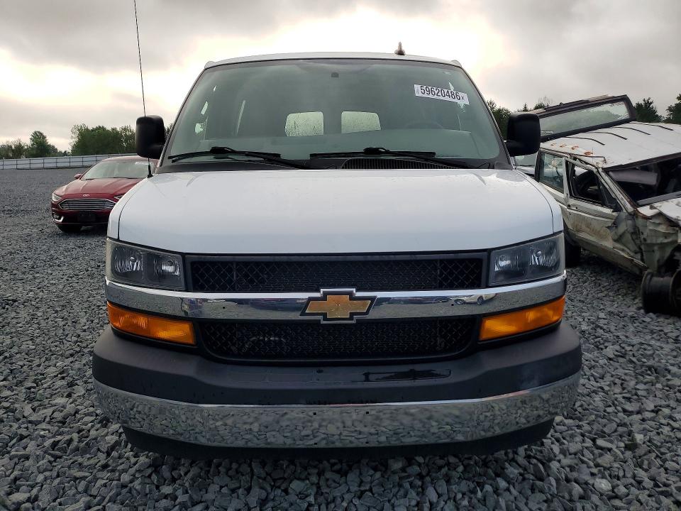 59620486 :رقم المزاد ، 1GCWGAF72M1150322 vin ، 2021 Chevrolet Express 2500 مزاد بيع