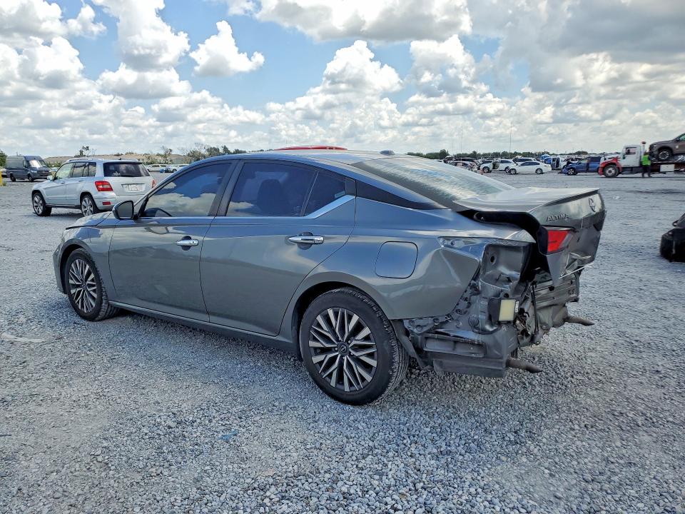 59880336 :رقم المزاد ، 1N4BL4DV6PN384804 vin ، 2023 Nissan Altima مزاد بيع