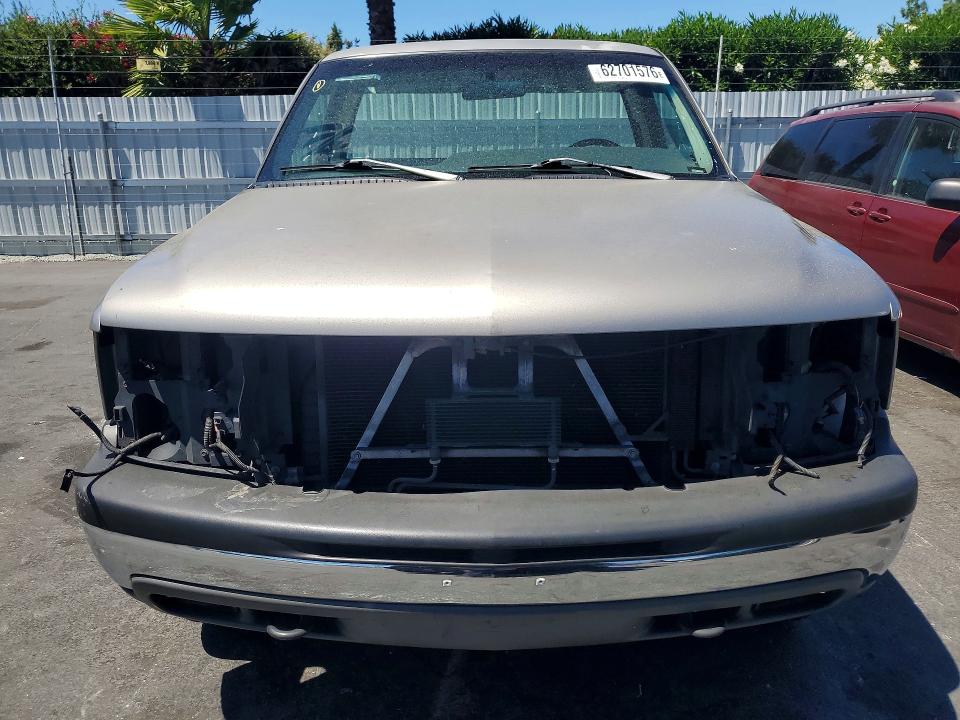 2000 Chevrolet Silverado მანქანა იყიდება აუქციონზე, vin: 1GCEK14T7YZ104650, აუქციონის ნომერი: 62701576