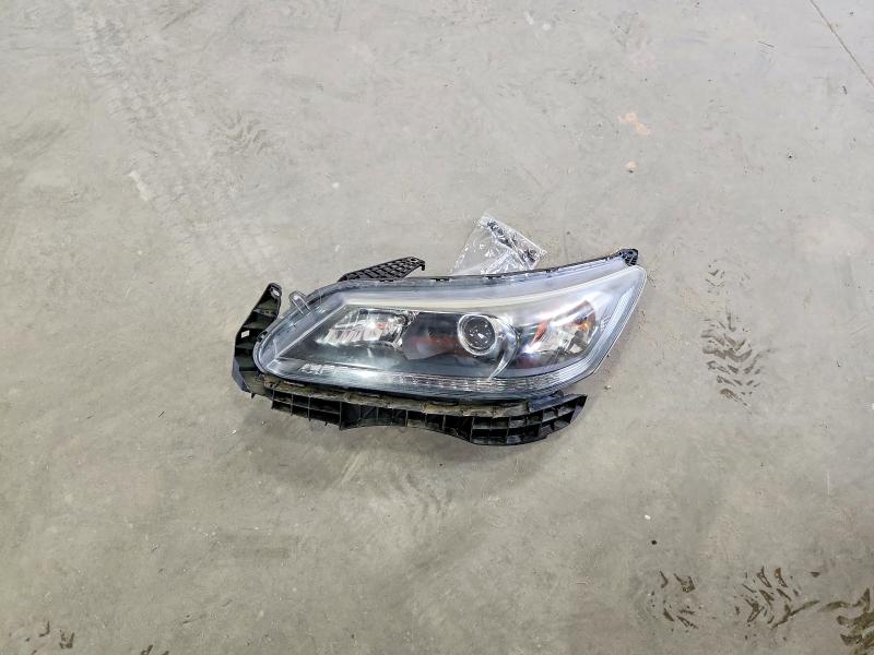 62018896 :رقم المزاد ، 1HGCR2F50FA200527 vin ، 2015 Honda Accord مزاد بيع
