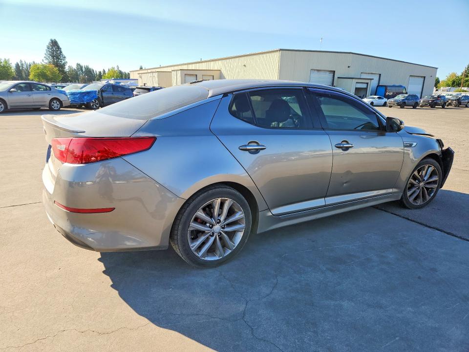 60862816 :رقم المزاد ، 5XXGR4A67FG358346 vin ، 2015 Kia Optima مزاد بيع