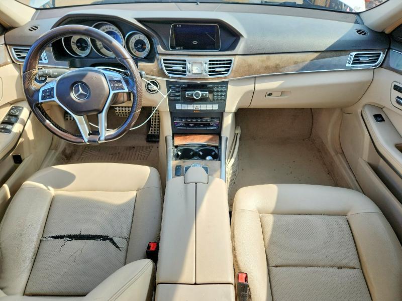 61973126 :رقم المزاد ، WDDHF8JB4EB073230 vin ، 2014 Mercedes-benz E مزاد بيع