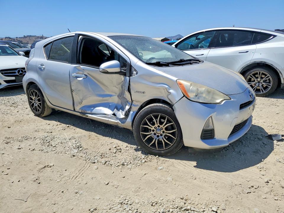 Продажа на аукционе авто 2012 Toyota Prius C, vin: JTDKDTB34C1506841, номер лота: 61772686