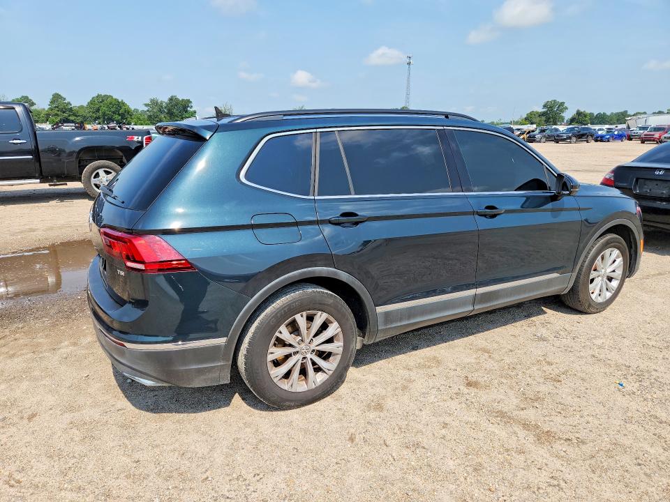 Продаж на аукціоні авто 2018 Volkswagen Tiguan, vin: 3VV3B7AX0JM055320, номер лоту: 63498916