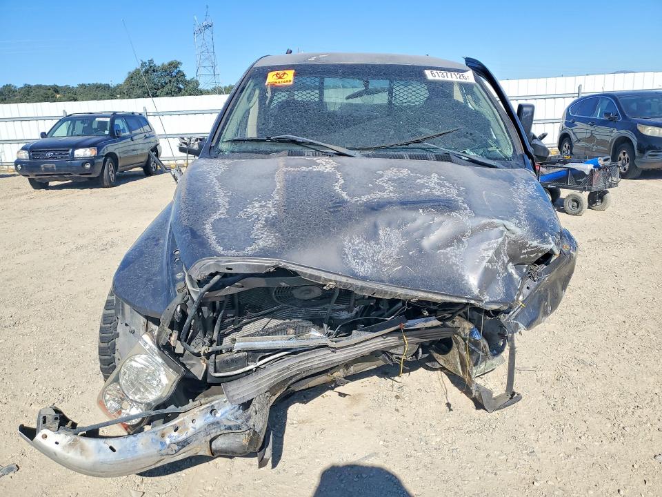 2002 Dodge Ram 1500 მანქანა იყიდება აუქციონზე, vin: 3B7HU18Z42G111682, აუქციონის ნომერი: 61377126