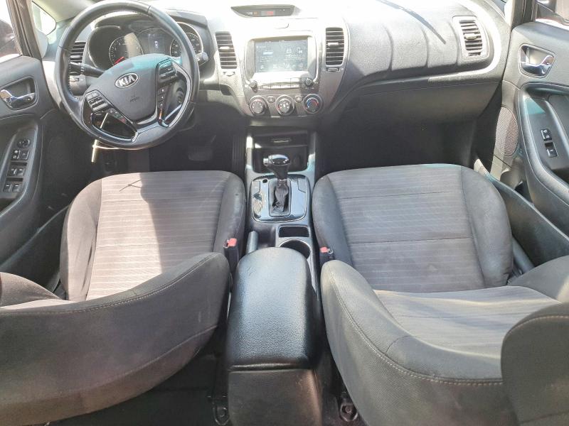 62440096 :رقم المزاد ، 3KPFL4A72HE115271 vin ، 2017 Kia Forte مزاد بيع