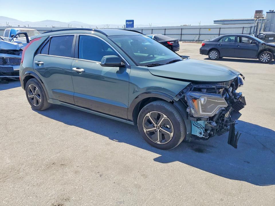 60166406 :رقم المزاد ، KNDCT3LE4S5267418 vin ، 2025 Kia Niro مزاد بيع