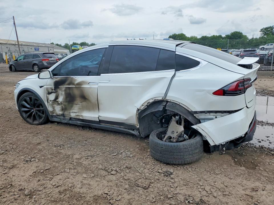 Aukcja sprzedaży 2017 Tesla Model X, vin: 5YJXCAE25HF075151, numer aukcji: 61532436