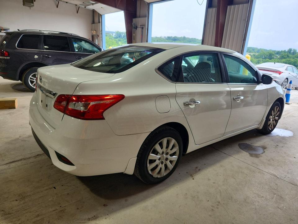 59742156 :رقم المزاد ، 3N1AB7AP1HY408627 vin ، 2017 Nissan Sentra مزاد بيع