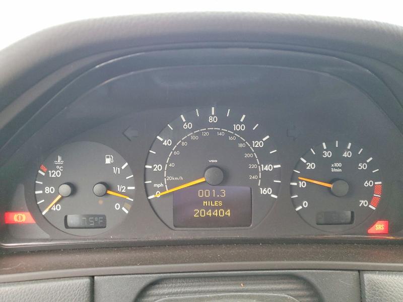 62280666 :رقم المزاد ، WDBJF70J32B488595 vin ، 2002 Mercedes-benz E مزاد بيع