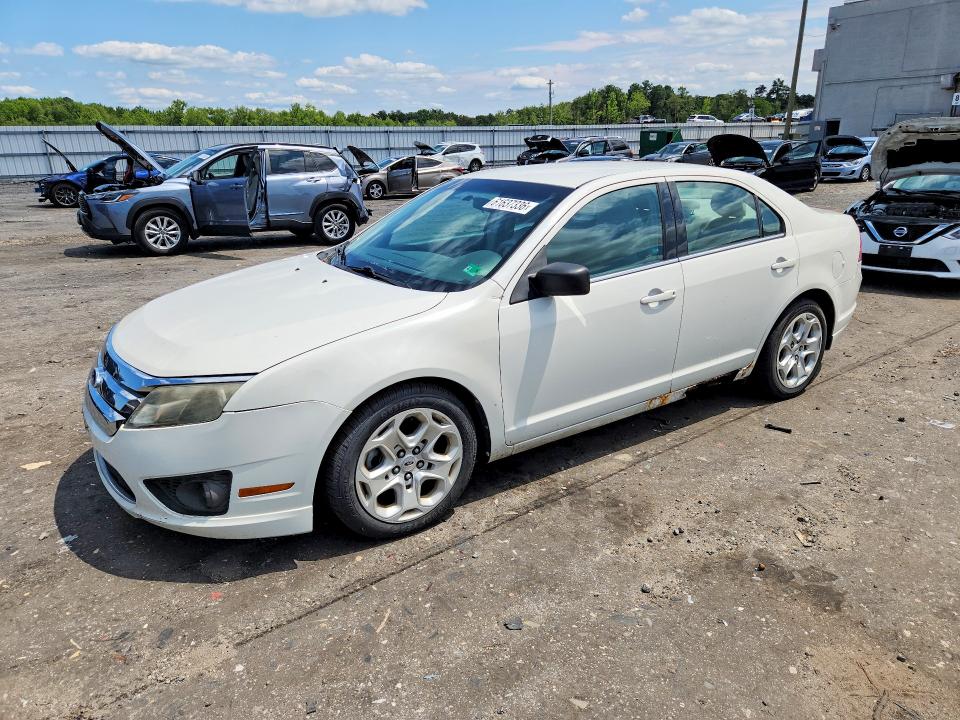 Auction sale of the 2011 Ford Fusion, vin: 3FAHP0HA9BR318266, lot number: 61637336