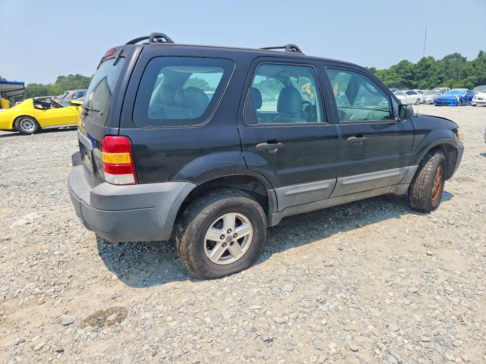 2005 Ford Escape მანქანა იყიდება აუქციონზე, vin: 1FMYU02Z35KD75729, აუქციონის ნომერი: 63180586