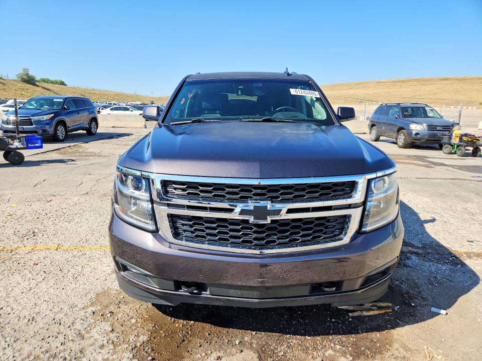 Продаж на аукціоні авто 2016 Chevrolet Suburban, vin: 1GNSKHKC7GR370464, номер лоту: 61243486